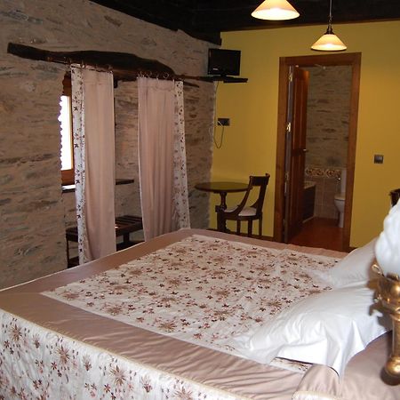 Pacio Do Sil Guest House La Rua Room photo