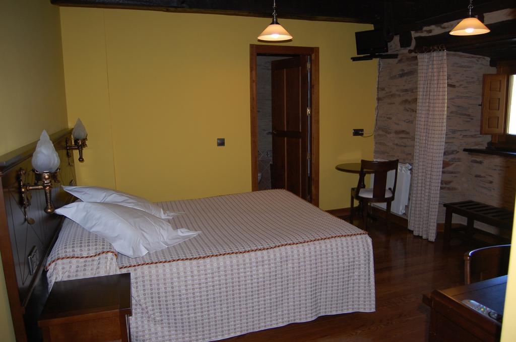 Pacio Do Sil Guest House La Rua Room photo
